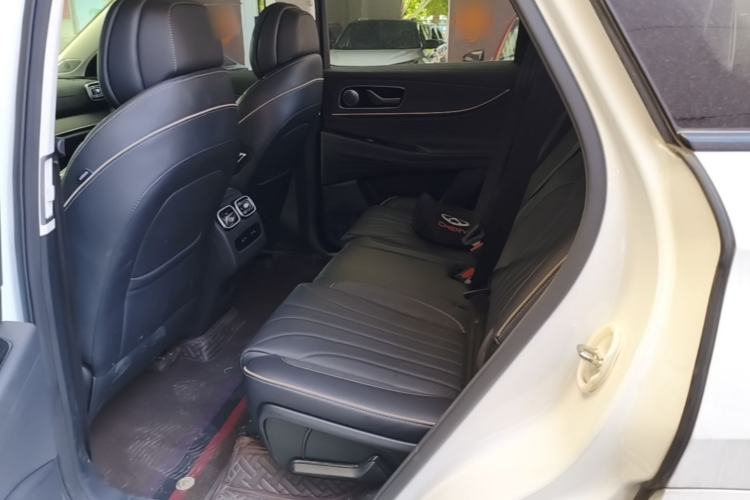 Used Chery Tiggo 9 2023 Facelift 2.0T Dual-Clutch Two-Wheel Drive Luxury Edition 7 Seats Left Rear Seat