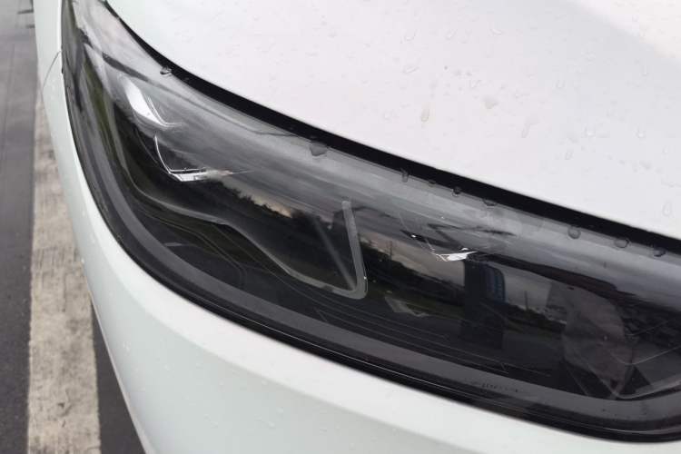 Used Chery Tiggo 9 2023 2.0T Dual-Clutch Two-Wheel Drive Prestige Version 7 Seats Right Front Headlight