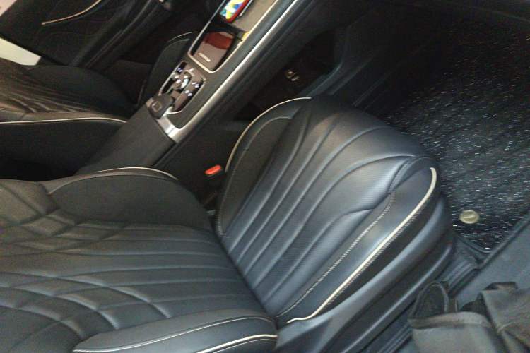 Used Chery Tiggo 9 2023 2.0T Dual-Clutch Two-Wheel Drive Luxury Edition 7 Seats Right Front Seat