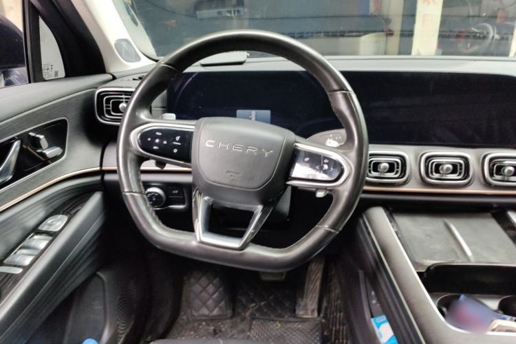 Used Chery Tiggo 9 2023 2.0T Dual-Clutch Two-Wheel Drive Luxury Edition 7 Seats Steering Wheel