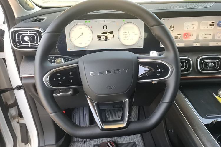 Used Chery Tiggo 9 2023 2.0T Dual-Clutch Two-Wheel Drive Luxury Edition 7 Seats Steering Wheel