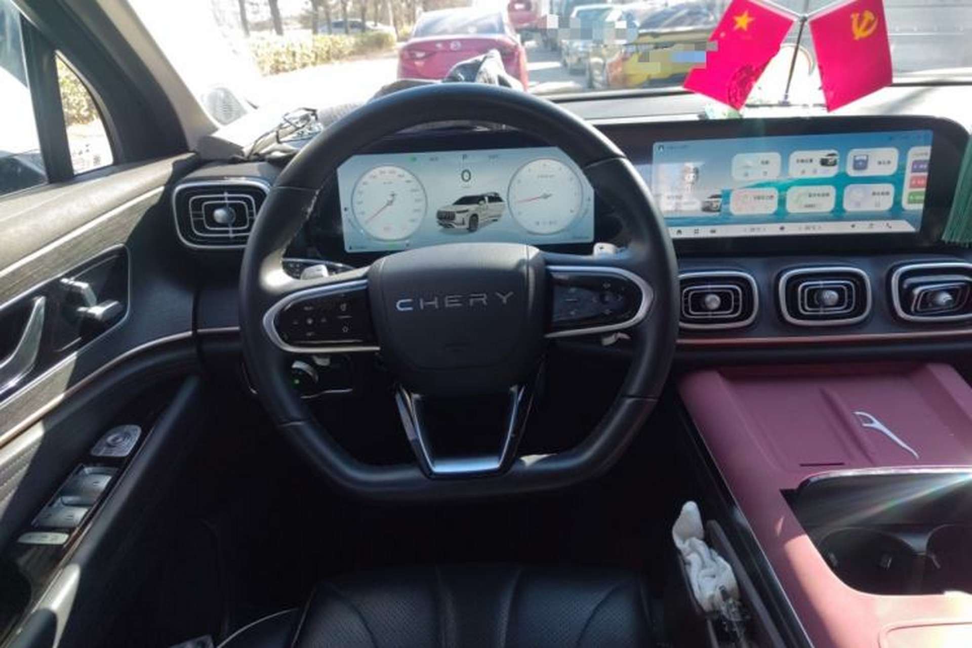 Used Chery Tiggo 9 2023 2.0T Automatic Two-Wheel Drive Luxury Edition 5 Seats Steering Wheel