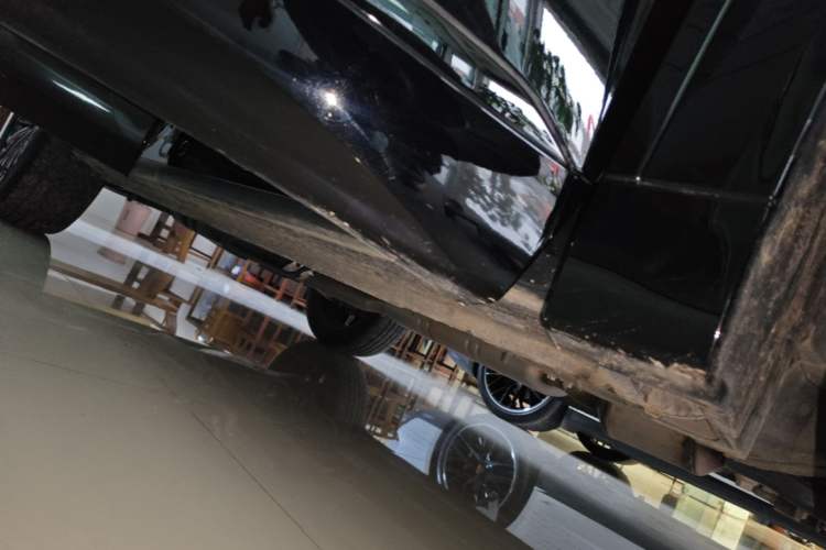 Used Chery Tiggo 9 2024 2.0T Dual-Clutch Two-Wheel Drive Ultra-Comfortable Prestige Edition Right Side Sill