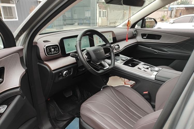 Used Chery Tiggo 9 2024 2.0T Dual-Clutch Two-Wheel Drive Ultra-Comfortable Prestige Edition Driver Seat