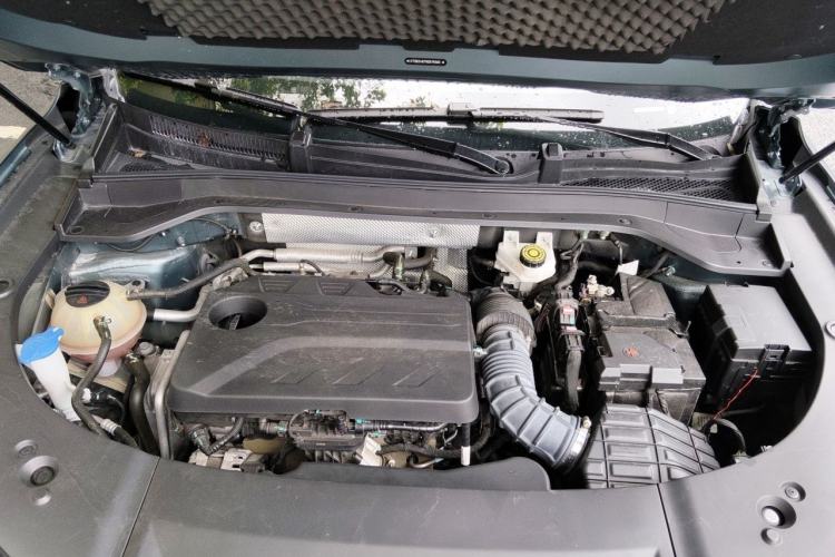 Used Chery Tiggo 9 2024 2.0T Dual-Clutch Two-Wheel Drive Ultra-Comfortable Prestige Edition Engine Bay