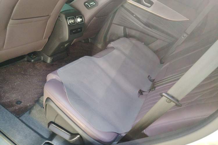 Used Chery Tiggo 9 2024 2.0T Automatic Two-Wheel Drive Ultra-Comfortable Deluxe Edition Left Rear Seat