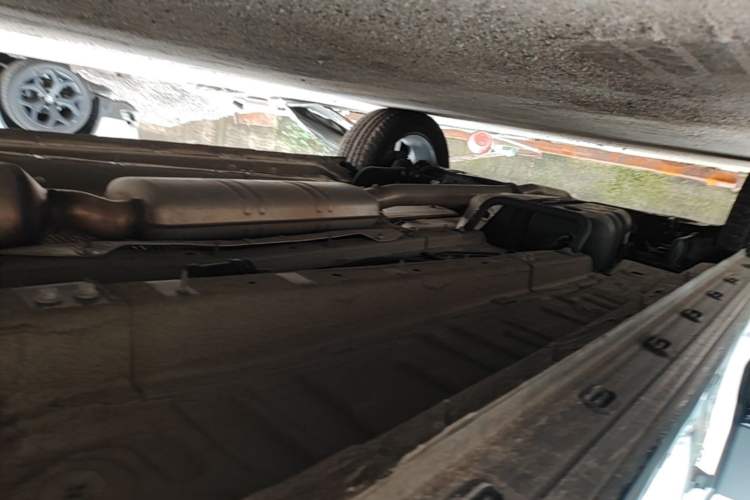 Used Chery Tiggo 9 2024 2.0T Dual-Clutch Two-Wheel Drive Ultra-Comfortable Prestige Edition Right Side Sill