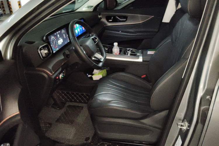 Used Chery Tiggo 9 2024 2.0T Dual-Clutch Two-Wheel Drive Ultra-Comfortable Prestige Edition Driver Seat