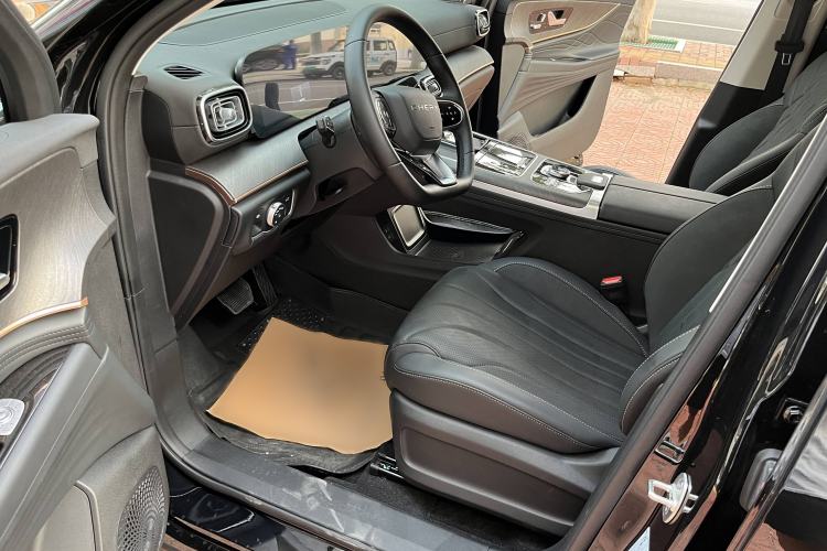 Used Chery Tiggo 9 2025 2.0T Dual-Clutch Two-Wheel Drive Comfort Edition 5 Seats Interior 3