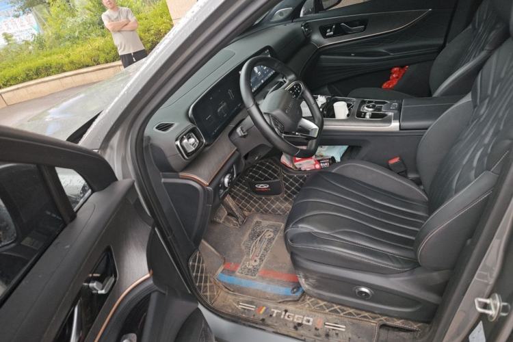 Used Chery Tiggo 9 2025 2.0T Dual-Clutch Two-Wheel Drive Luxury Edition 5 Seats Driver Seat