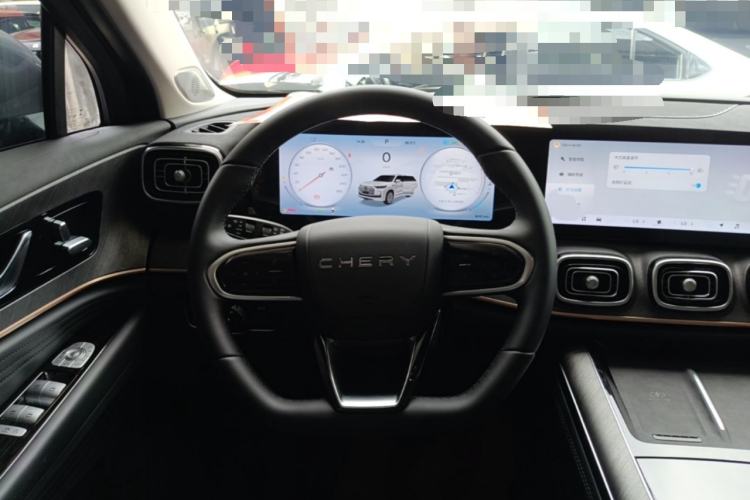 Used Chery Tiggo 9 2025 2.0T Dual-Clutch Two-Wheel Drive Comfort Edition 5 Seats Steering Wheel