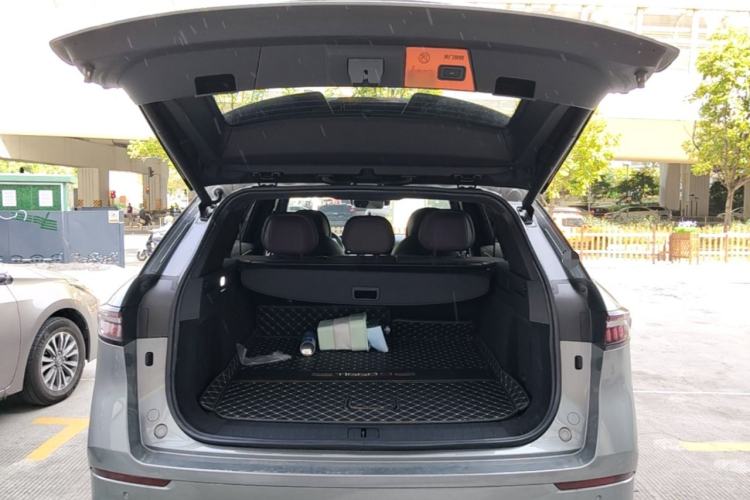 Used Chery Tiggo 9 2025 2.0T Automatic Two-Wheel Drive Luxury Edition 5 Seats Trunk