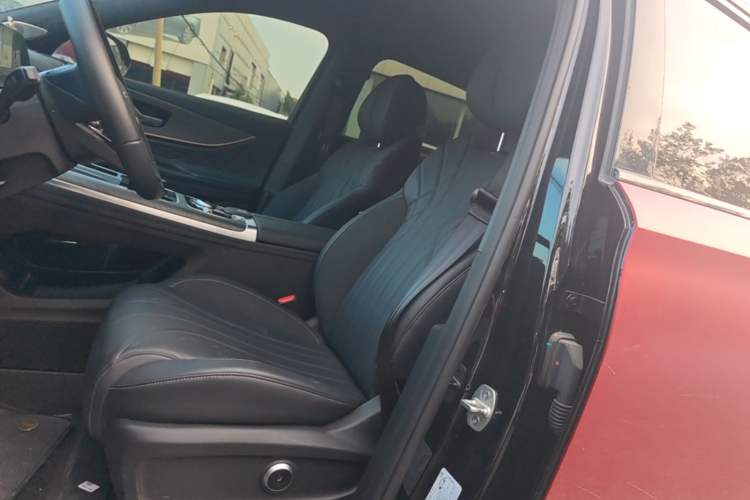 Used Chery Tiggo 9 2025 2.0T Dual-Clutch Two-Wheel Drive Luxury Edition 5 Seats Left Front Seat