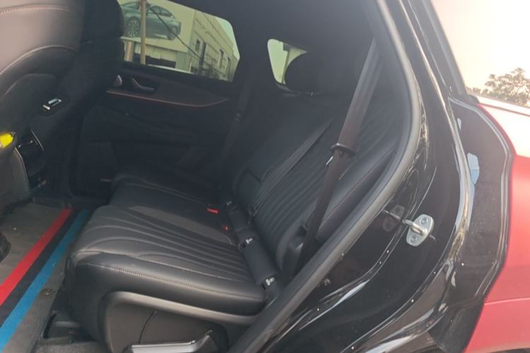Used Chery Tiggo 9 2025 2.0T Dual-Clutch Two-Wheel Drive Luxury Edition 5 Seats Left Rear Seat