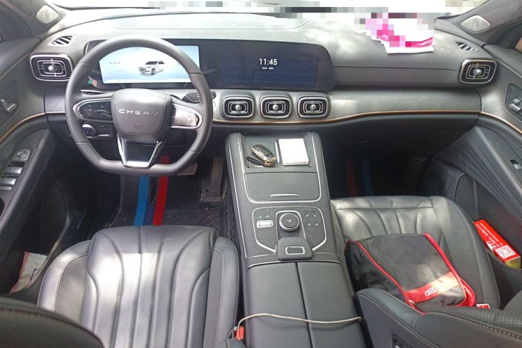 Used Chery Tiggo 9 2025 2.0T Dual-Clutch Two-Wheel Drive Comfort Edition 5 Seats Center Console
