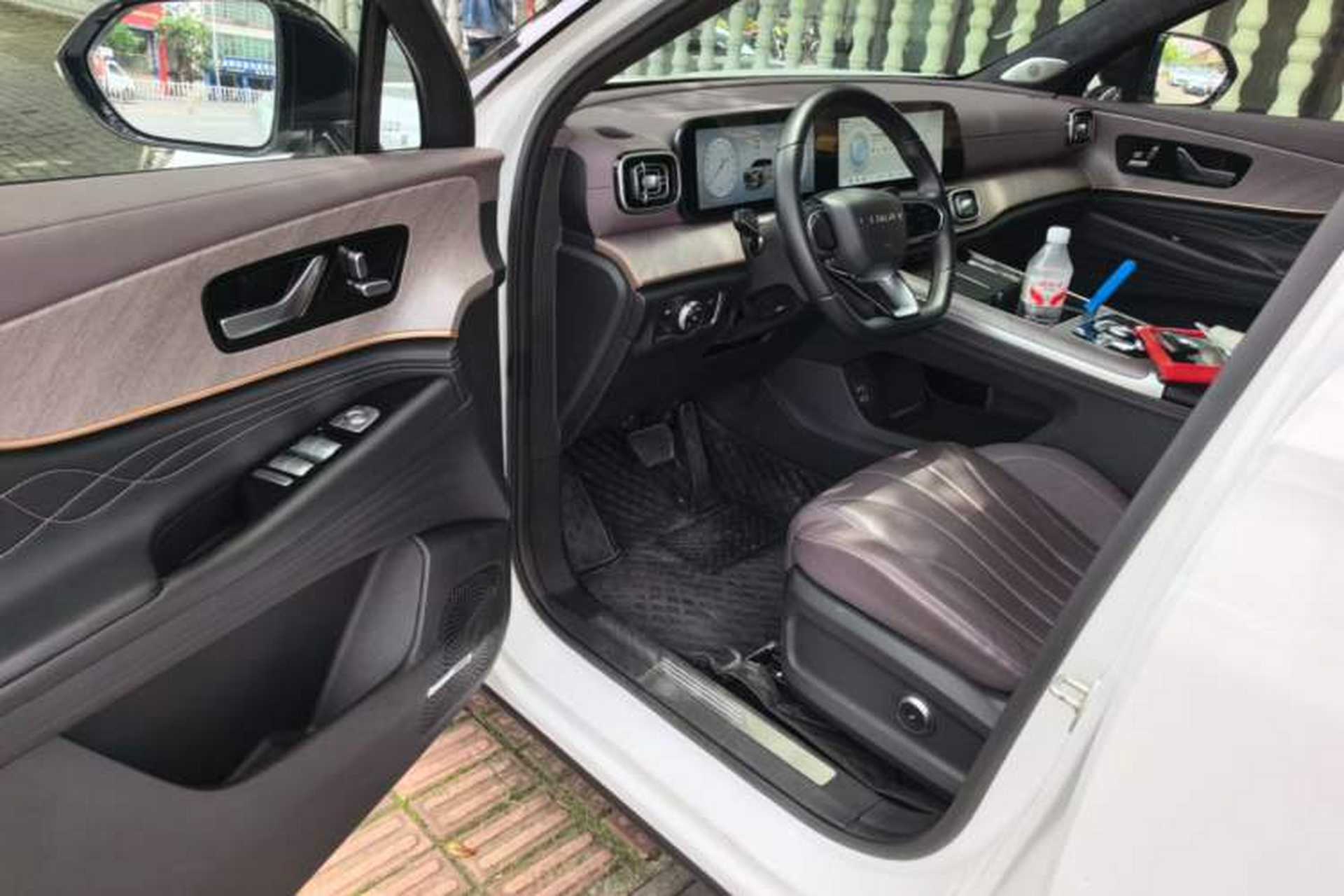 Used Chery Tiggo 9 2025 2.0T Automatic Two-Wheel Drive Luxury Edition 5 Seats Driver Seat