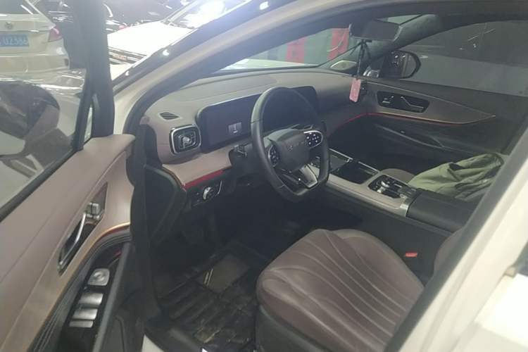 Used Chery Tiggo 9 2025 2.0T Automatic Two-Wheel Drive Luxury Edition 5 Seats Driver Seat