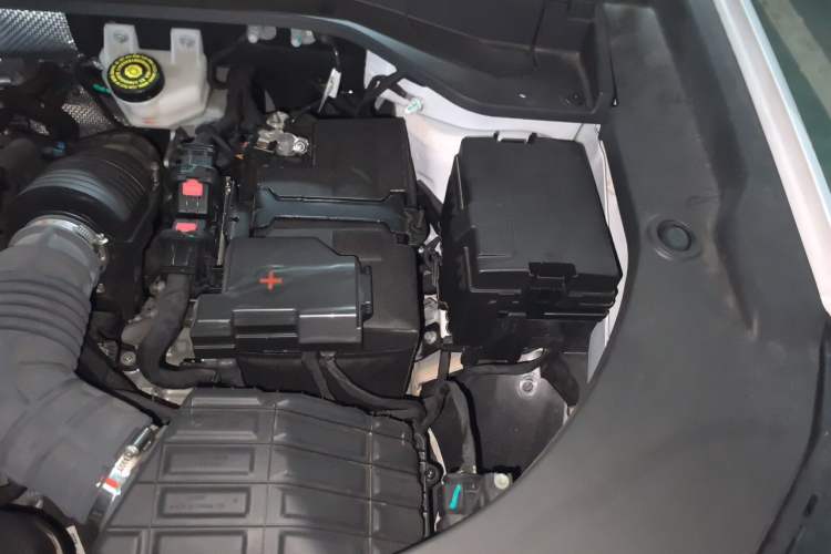 Used Chery Tiggo 9 2025 2.0T Automatic All-Wheel Drive Luxury Edition 5 Seats Engine Bay Left