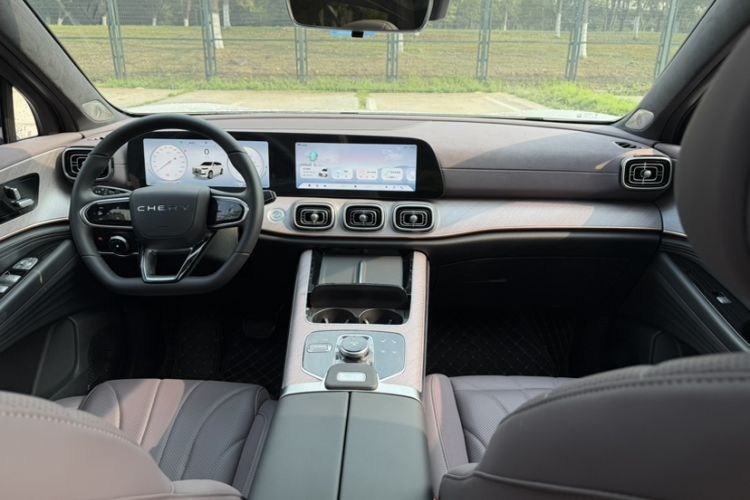 Used Chery Tiggo 9 2025 2.0T Automatic Two-Wheel Drive Luxury Edition 5 Seats Exterior 1