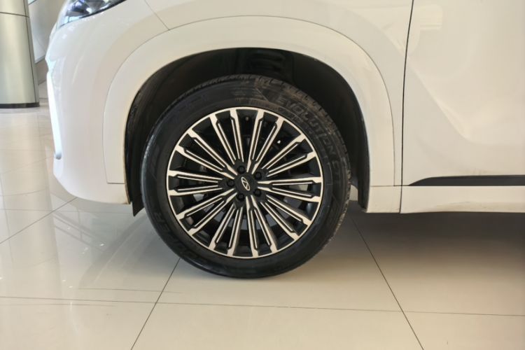Used Chery Tiggo 9 2025 2.0T Automatic Two-Wheel Drive Luxury Edition 5 Seats Exterior 5