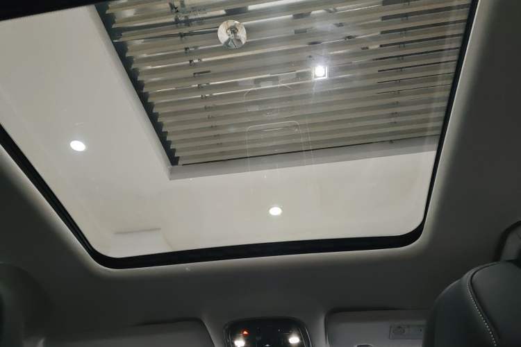 Used Chery Tiggo 9 2025 2.0T Dual-Clutch Two-Wheel Drive Comfort Edition 5 Seats Headliner