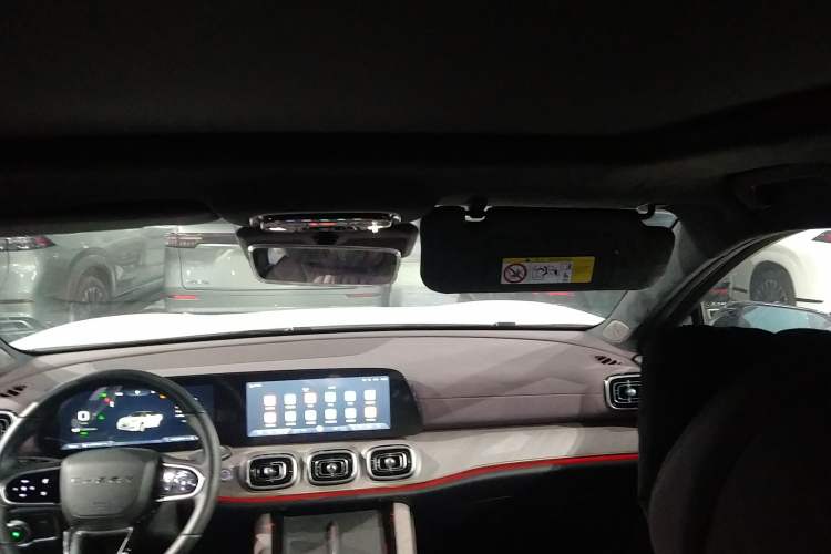 Used Chery Tiggo 9 2025 2.0T Automatic Two-Wheel Drive Luxury Edition 5 Seats Headliner