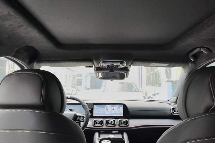 Used Chery Tiggo 9 2025 2.0T Dual-Clutch Two-Wheel Drive Luxury Edition 5 Seats Headliner