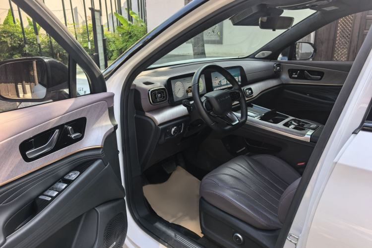 Used Chery Tiggo 9 2025 2.0T Automatic Two-Wheel Drive Luxury Edition 5 Seats Left Front Seat