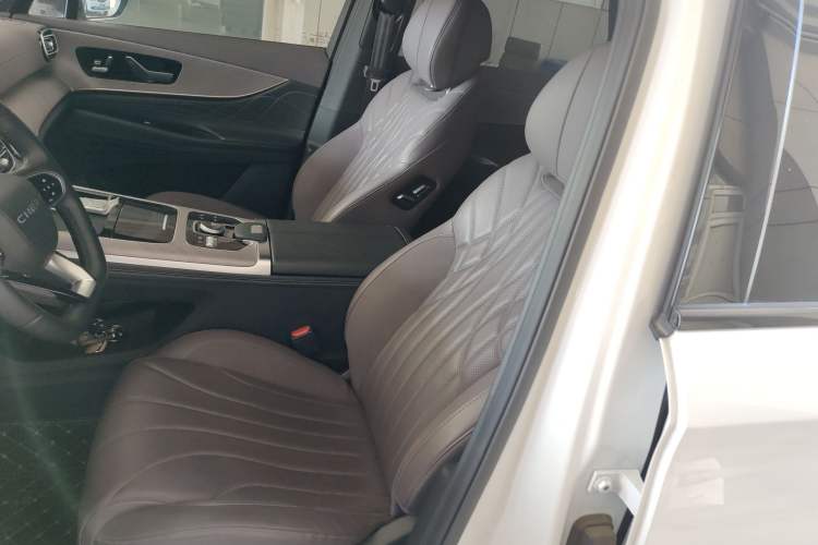 Used Chery Tiggo 9 2025 2.0T Automatic Two-Wheel Drive Luxury Edition 5 Seats Left Front Seat
