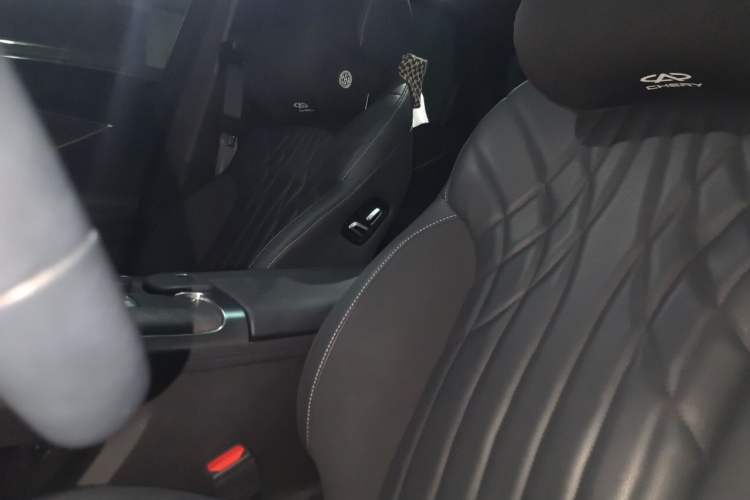Used Chery Tiggo 9 2025 2.0T Automatic All-Wheel Drive Luxury Edition 5 Seats Left Front Seat