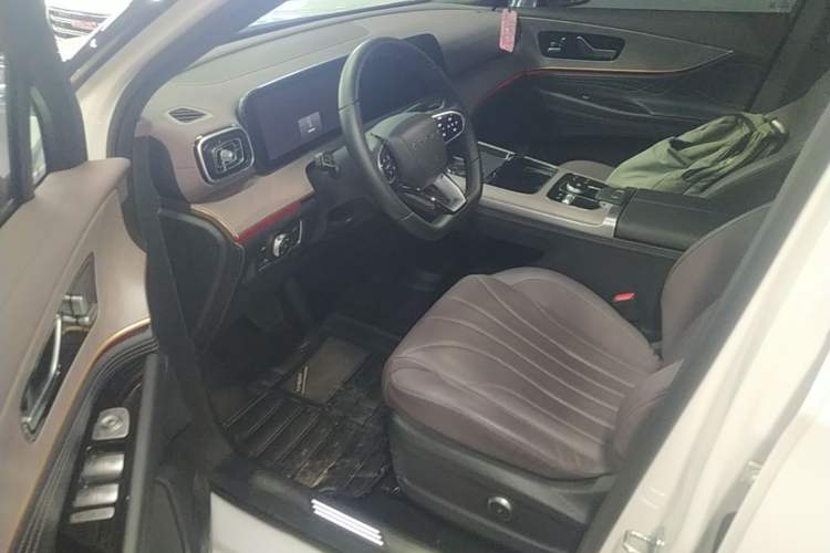 Used Chery Tiggo 9 2025 2.0T Automatic Two-Wheel Drive Luxury Edition 5 Seats Left Front Seat