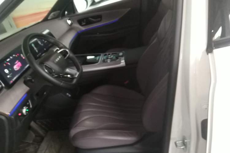 Used Chery Tiggo 9 2025 2.0T Automatic Two-Wheel Drive Luxury Edition 5 Seats Left Front Seat