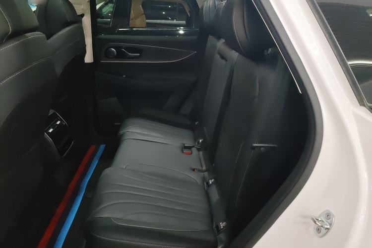 Used Chery Tiggo 9 2025 2.0T Dual-Clutch Two-Wheel Drive Comfort Edition 5 Seats Left Rear Seat