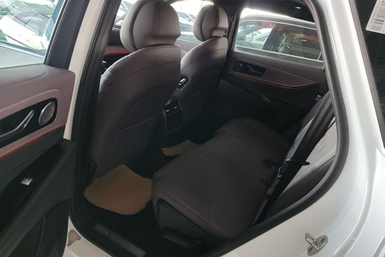 Used Chery Tiggo 9 2025 2.0T Automatic Two-Wheel Drive Luxury Edition 5 Seats Left Rear Seat