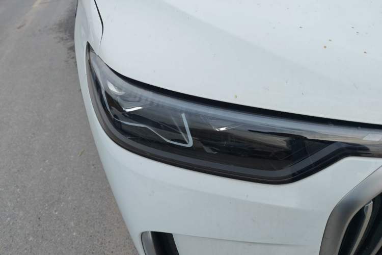 Used Chery Tiggo 9 2025 2.0T Dual-Clutch Two-Wheel Drive Luxury Edition 7 Seats Right Front Headlight