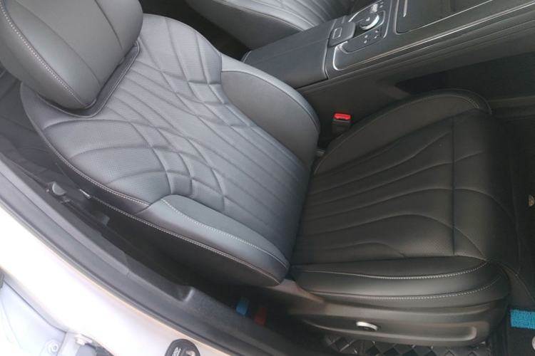 Used Chery Tiggo 9 2025 2.0T Dual-Clutch Two-Wheel Drive Luxury Edition 5 Seats Right Front Seat