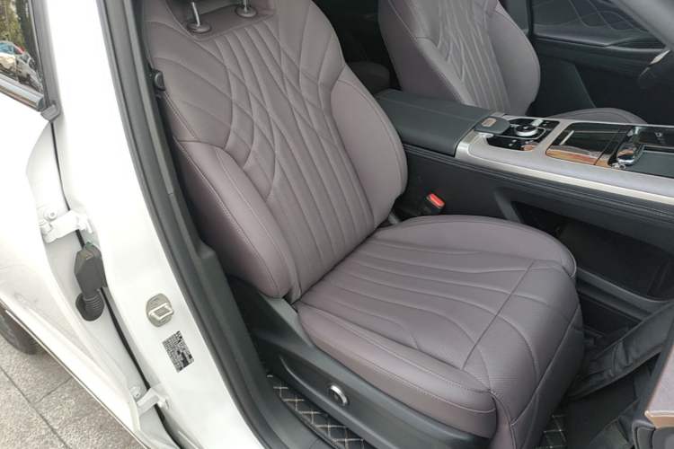 Used Chery Tiggo 9 2025 2.0T Automatic All-Wheel Drive Luxury Edition 5 Seats Right Front Seat