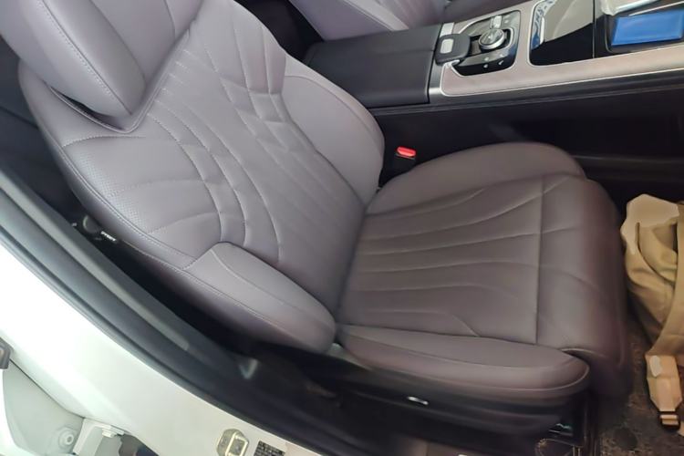 Used Chery Tiggo 9 2025 2.0T Automatic Two-Wheel Drive Luxury Edition 5 Seats Right Front Seat