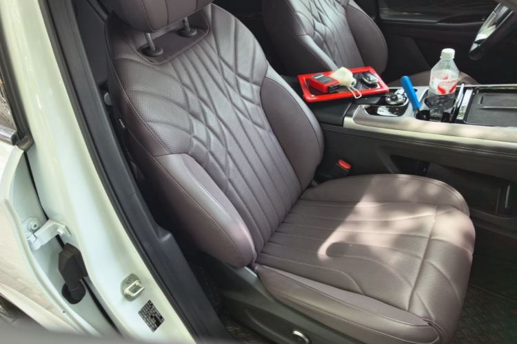 Used Chery Tiggo 9 2025 2.0T Automatic Two-Wheel Drive Luxury Edition 5 Seats Right Front Seat