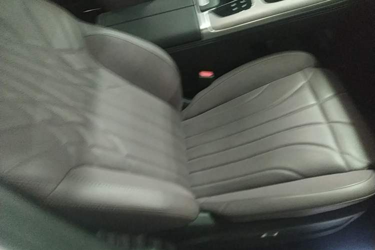 Used Chery Tiggo 9 2025 2.0T Automatic Two-Wheel Drive Luxury Edition 5 Seats Right Front Seat