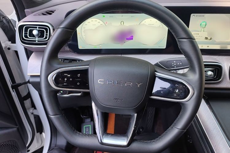 Used Chery Tiggo 9 2025 2.0T Automatic Two-Wheel Drive Luxury Edition 5 Seats Steering Wheel