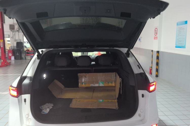 Used Chery Tiggo 9 2025 2.0T Automatic Two-Wheel Drive Luxury Edition 5 Seats Trunk