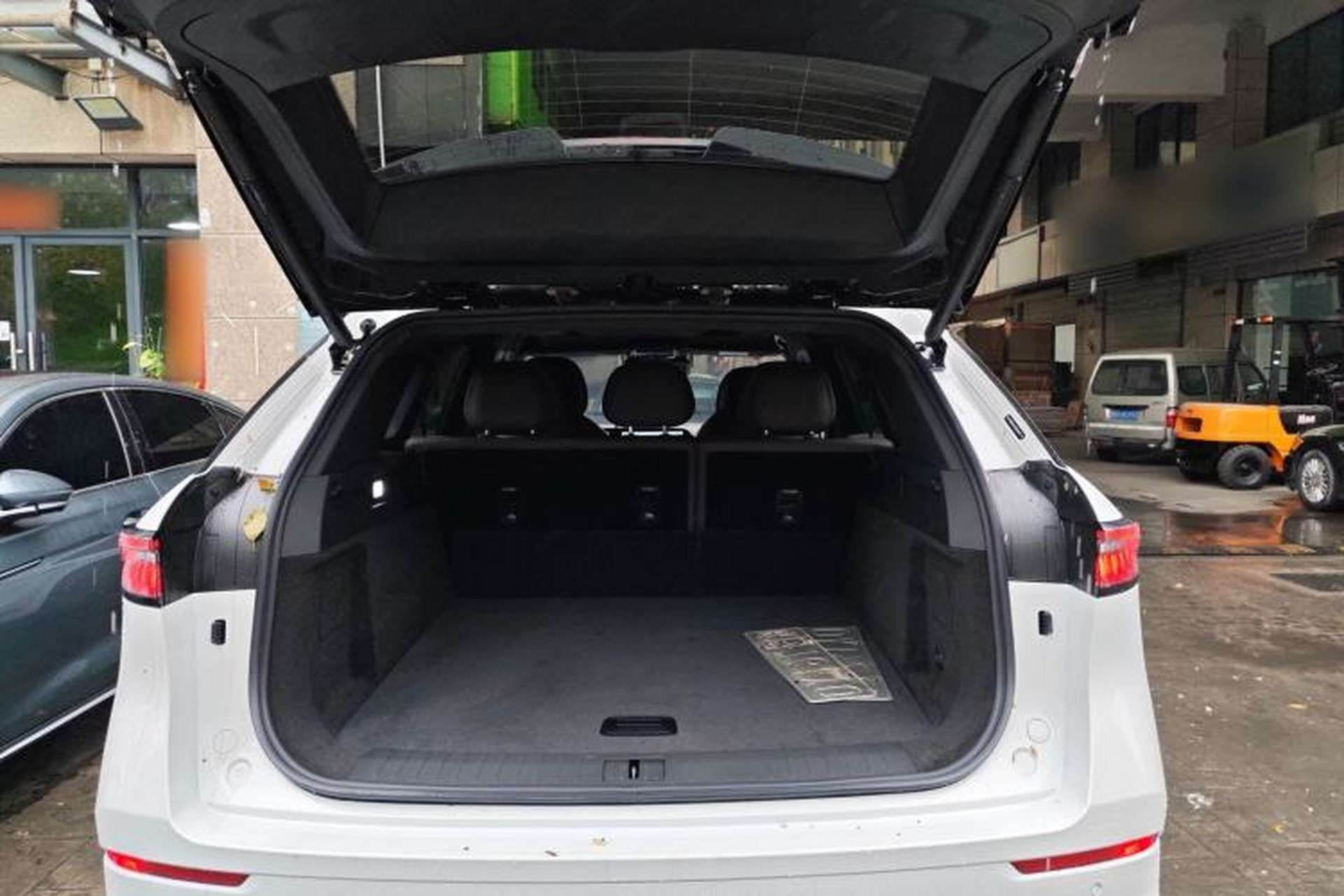 Used Chery Tiggo 9 2025 2.0T Automatic Two-Wheel Drive Luxury Edition 5 Seats Trunk