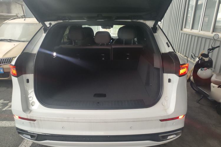 Used Chery Tiggo 9 2025 2.0T Automatic Two-Wheel Drive Luxury Edition 5 Seats Trunk
