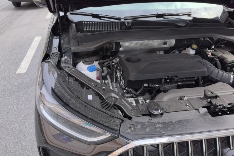 Used Chery Tiggo 9 2026 Model 9X 2.0T Automatic Two-Wheel Drive Luxury Edition Engine Bay Right