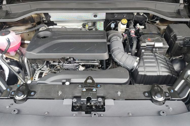 Used Chery Tiggo 9 2026 Model 9X 2.0T Automatic Two-Wheel Drive Luxury Edition Engine Bay