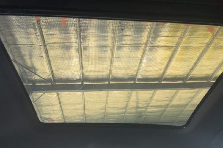 Used Chery Tiggo 9 2026 Model 9X 2.0T Automatic Two-Wheel Drive Luxury Edition Headliner