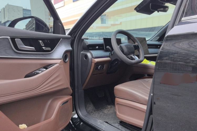 Used Chery Tiggo 9 2026 Model 9X 2.0T Automatic Two-Wheel Drive Luxury Edition Interior 3