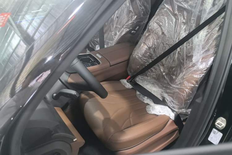 Used Chery Tiggo 9 2026 Model 9X 2.0T Automatic Two-Wheel Drive Luxury Edition Left Front Seat