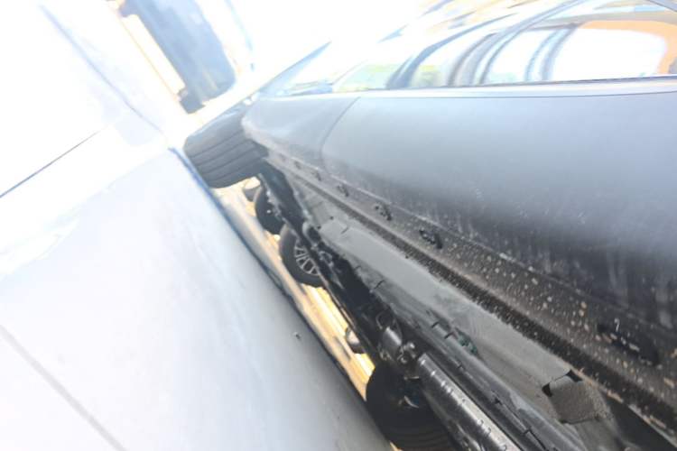 Used Chery Tiggo 9 2026 Model 9X 2.0T Automatic Two-Wheel Drive Luxury Edition Left Side Sill